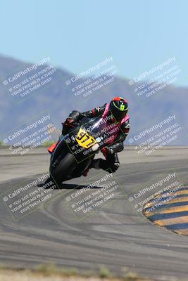 media/Apr-14-2024-SoCal Trackdays (Sun) [[70f97d3d4f]]/9-Turn 12 (115pm)/